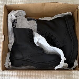 Dr. Martens Black Leather women’s boots